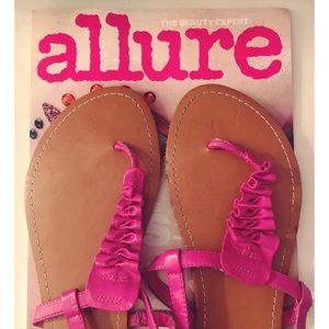 Merona Evelin Ruffle Thong Sandals
